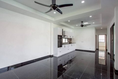 Villa in Hua Hin, Thailand 3 bedrooms № 134552 - photo 7