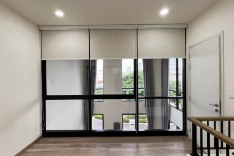 Таунхаус в Бангкоке, Таиланд с 3 спальнями  № 134556 - фото 5