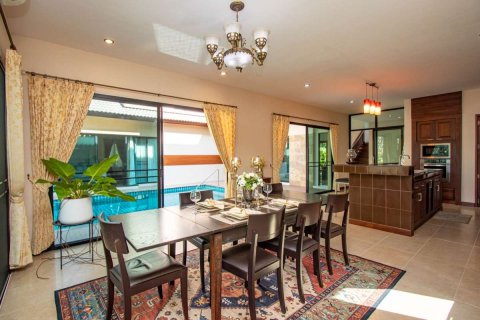 House in Chiang Mai, Thailand 5 bedrooms № 162465 - photo 11
