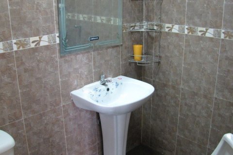 House in Chiang Mai, Thailand 7 bedrooms № 162467 - photo 11