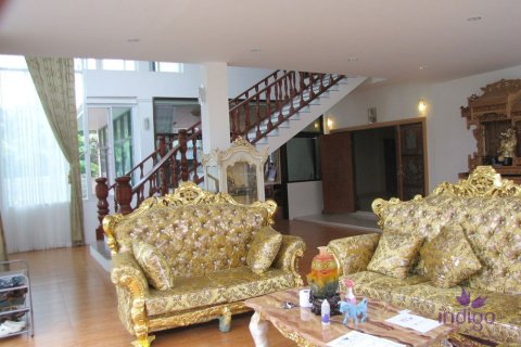 House in Chiang Mai, Thailand 7 bedrooms № 162467 - photo 4