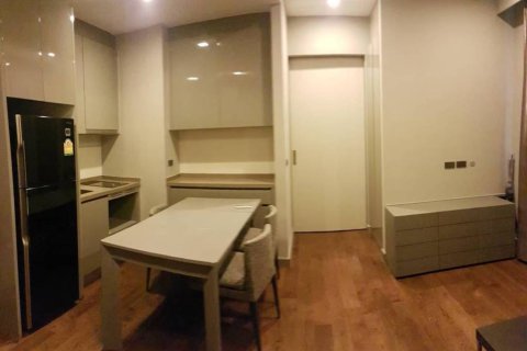 Condo in Bangkok, Thailand, 1 bedroom  № 172658 - photo 2