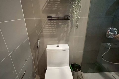 Condo in Bangkok, Thailand, 1 bedroom  № 172658 - photo 7