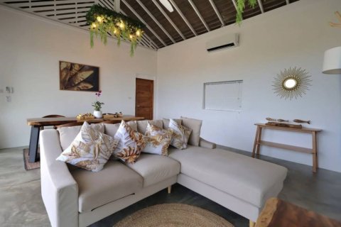 Villa in Surat Thani, Thailand 2 bedrooms № 172654 - photo 6