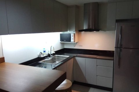 Condo in Huai Khwang, Bangkok, Thailand, 2 bedrooms  № 171883 - photo 4