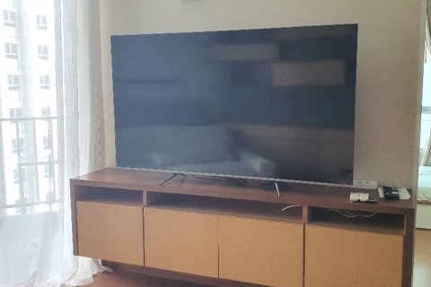 Condo in Huai Khwang, Bangkok, Thailand, 2 bedrooms  № 171883 - photo 12