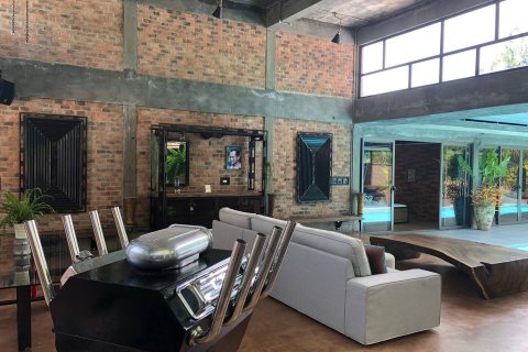 Villa in Phuket, Thailand 3 bedrooms № 171882 - photo 8