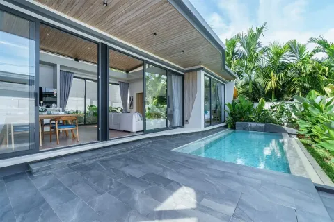 Villa in Phuket, Thailand 2 bedrooms № 171878 - photo 6