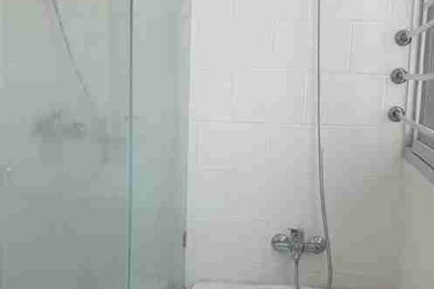 Condo in Thonburi, Bangkok, Thailand, 2 bedrooms  № 183344 - photo 10