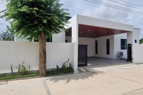 Вилла в Паттайе, Таиланд с 4 спальнями № 134524 - фото 1