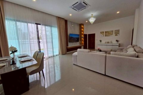 Villa à Pattaya, Thaïlande 4 chambres № 134524 - photo 8