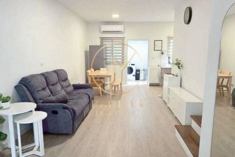 Таунхаус в Банг Круае, Таиланд с 3 спальнями № 156926 - фото 6