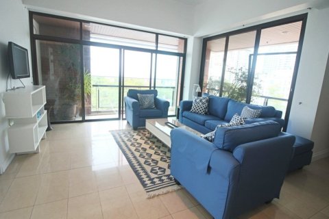 Penthouse in Bangkok, Thailand 4 bedrooms № 181037 - photo 9