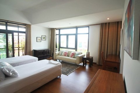 Penthouse in Bangkok, Thailand 4 bedrooms № 181037 - photo 17