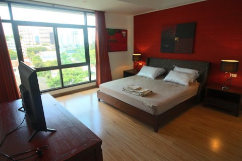 Penthouse in Bangkok, Thailand 4 bedrooms № 181037 - photo 20