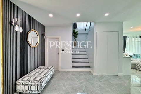บ้านในพัทยา, ประเทศไทย 5 ห้องนอน № 198326 - รูปถ่าย 12