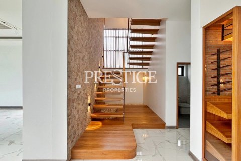 บ้านในพัทยา, ประเทศไทย 6 ห้องนอน № 198324 - รูปถ่าย 11