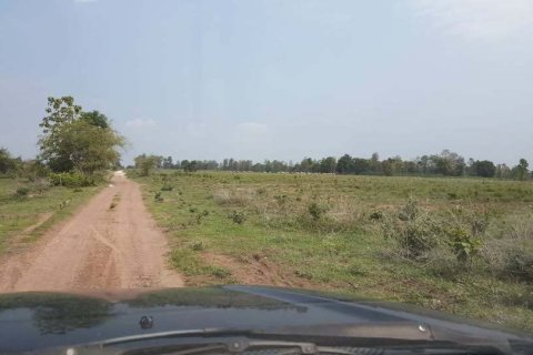 Land in Kamphaeng Phet, Thailand 1113600 sq.m. № 163509 - photo 5