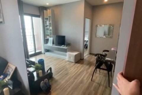 Студия в кондо в Клонг Тоэй, Бангкок, Таиланд № 163503 - фото 1