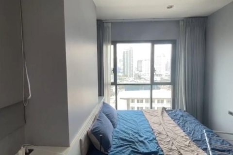 Студия в кондо в Клонг Тоэй, Бангкок, Таиланд № 163503 - фото 3