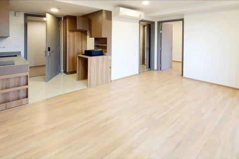 Студия в кондо в Ваттхане, Бангкок, Таиланд № 163508 - фото 2