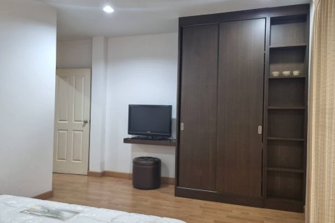 Таунхаус в Банг Кхене, Бангкок, Таиланд с 3 спальнями  № 163507 - фото 5