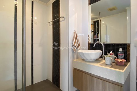 คอนโดมิเนียมในบางละมุง, ประเทศไทย, 2 ห้องนอน № 209762 - รูปถ่าย 10