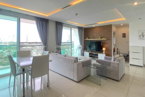 คอนโดมิเนียมในบางละมุง, ประเทศไทย, 2 ห้องนอน № 209762 - รูปถ่าย 2