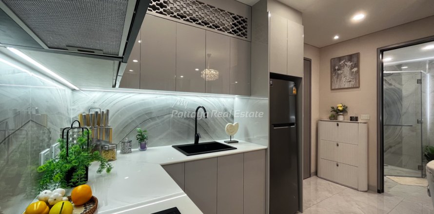Кондоминиум с 2 спальнями в Банг Ламунге, Таиланд № 209768