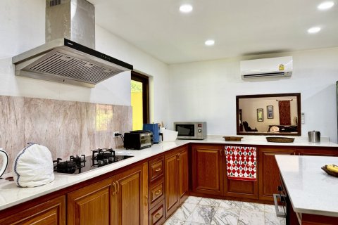 House in Bang Sare, Thailand 4 bedrooms № 156778 - photo 11