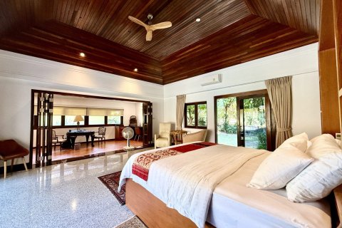 House in Bang Sare, Thailand 4 bedrooms № 156778 - photo 16
