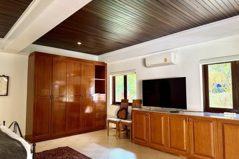 House in Bang Sare, Thailand 4 bedrooms № 156778 - photo 26