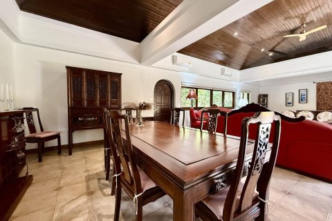 House in Bang Sare, Thailand 4 bedrooms № 156778 - photo 14