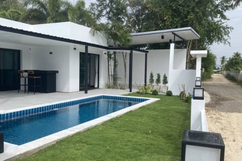 Вилла в Ча-аме, Таиланд с 2 спальнями  № 156285 - фото 1