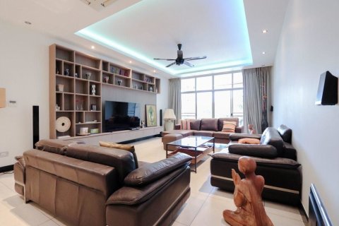 Condo à Pattaya, Thaïlande, 3 chambres № 153125 - photo 1