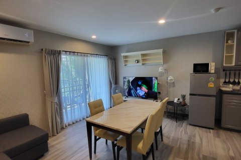 Studio dans le Condo à Phuket, Thaïlande  № 140236