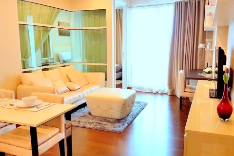 Studio dans le Condo à Watthana, Bangkok, Thaïlande  № 164312 - photo 1