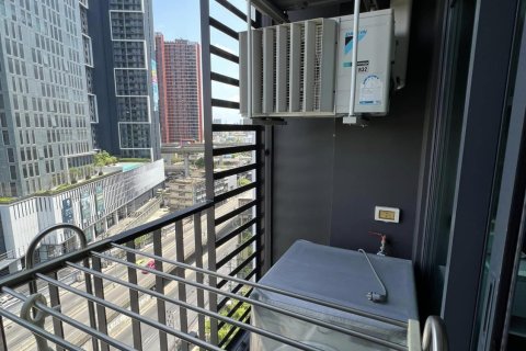 Студия в кондо в Бангкапи, Бангкок, Таиланд № 151795 - фото 5