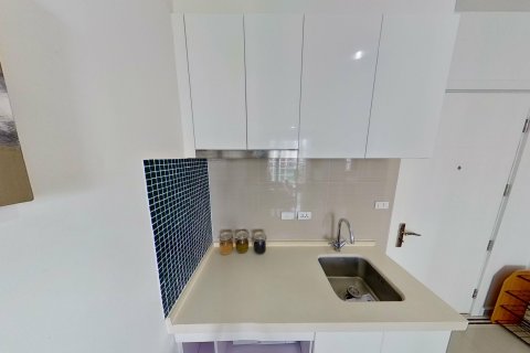 Studio dans le Condo à Huai Khwang, Bangkok, Thaïlande  № 145770 - photo 8