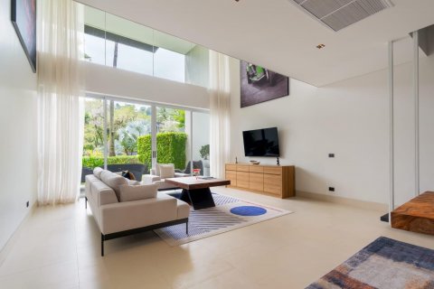 Condo in Pa Klok, Thailand, 2 bedrooms № 139571 - photo 2