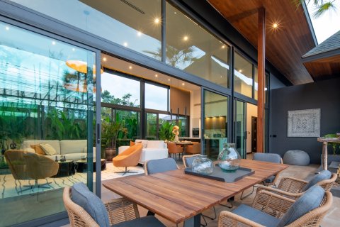 Villa in Rawai, Thailand 4 bedrooms № 166514 - photo 6