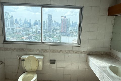 Condo à Yan Nawa, Bangkok, Thaïlande, 3 chambres  № 148974 - photo 15