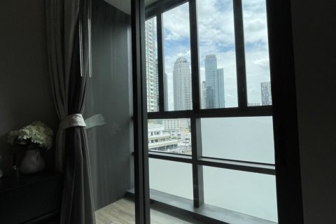 Студия в кондо в Ваттхане, Бангкок, Таиланд № 148970 - фото 6