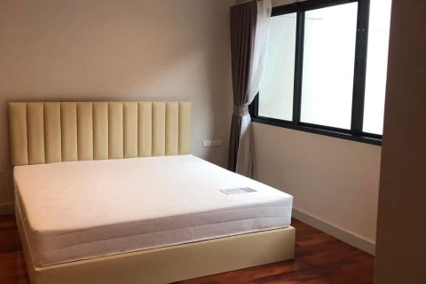 House in Bang Khae, Bangkok, Thailand 4 bedrooms № 162034 - photo 8
