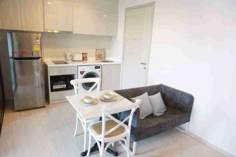 Condo in Bangkok, Thailand, 2 bedrooms № 183462 - photo 3