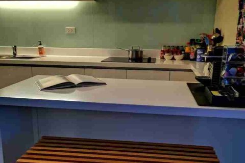 Condo in Bangkok, Thailand, 2 bedrooms № 183461 - photo 8