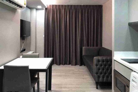 Condo in Bangkok, Thailand, 1 bedroom № 183466 - photo 1