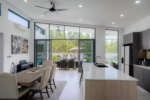House in Hua Hin, Thailand 4 bedrooms № 168120 - photo 12