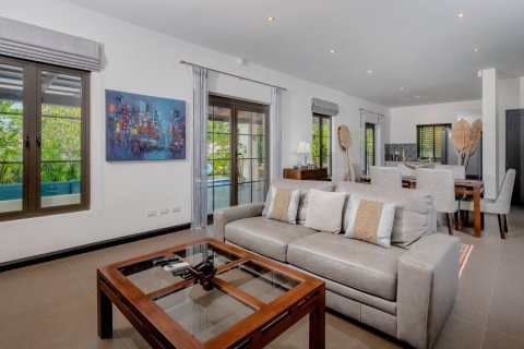 House in Hua Hin, Thailand 3 bedrooms № 168124 - photo 10