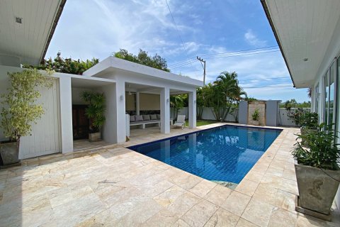 Villa in Hua Hin, Thailand 3 bedrooms № 168356 - photo 6